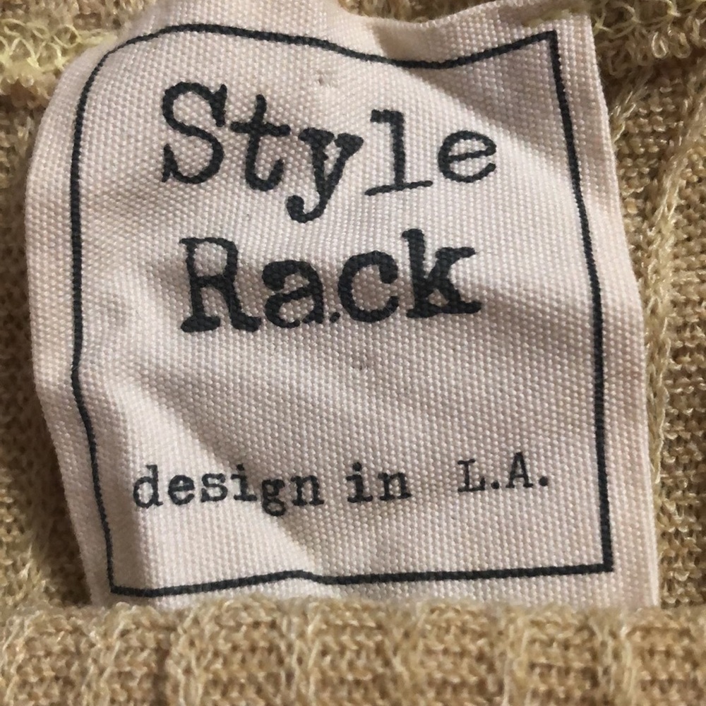 Style Rack Yellow Rib Knit Button Front Tank - Picture 5 of 6
